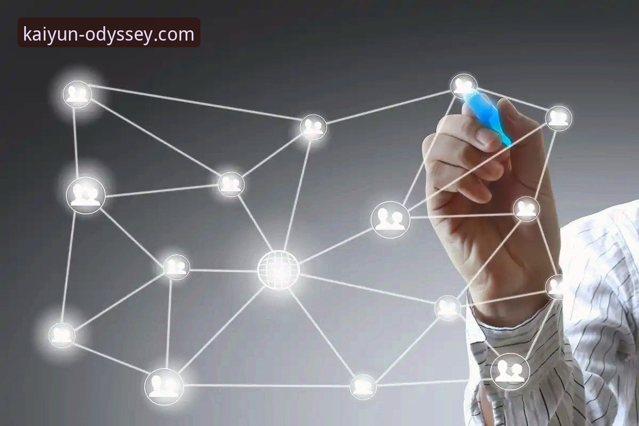 金元帝国的崩塌与数字平台的崛起：一场关于模式与未来的对比